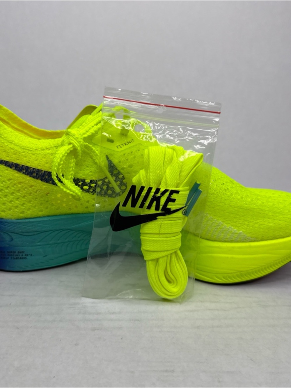 Nike ZoomX Vaporfly Next% 3 Fast Pack Volt Green Black Wmn 9.5 Men 8 DV4130-700 - Picture 12 of 12